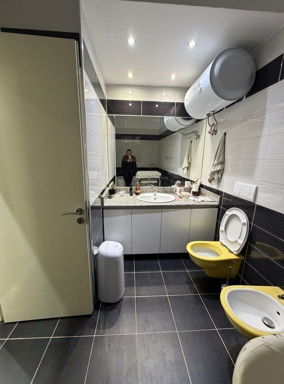 Shitet Apartament 3+1+2 në Rrugën Besim Alla – 270.000 €