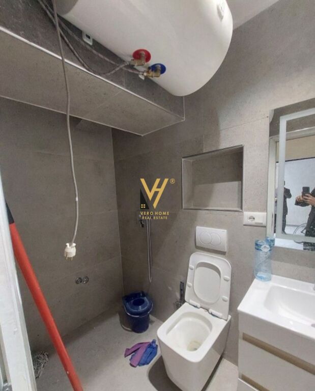 UFFICIO DI 50 M2 IN AFFITTO IN VIA QEMAL STAFA 50.000 LEKE