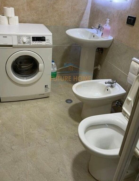 Qera,Apartament 2+1, Petro Nini, Bllok, Tirane.