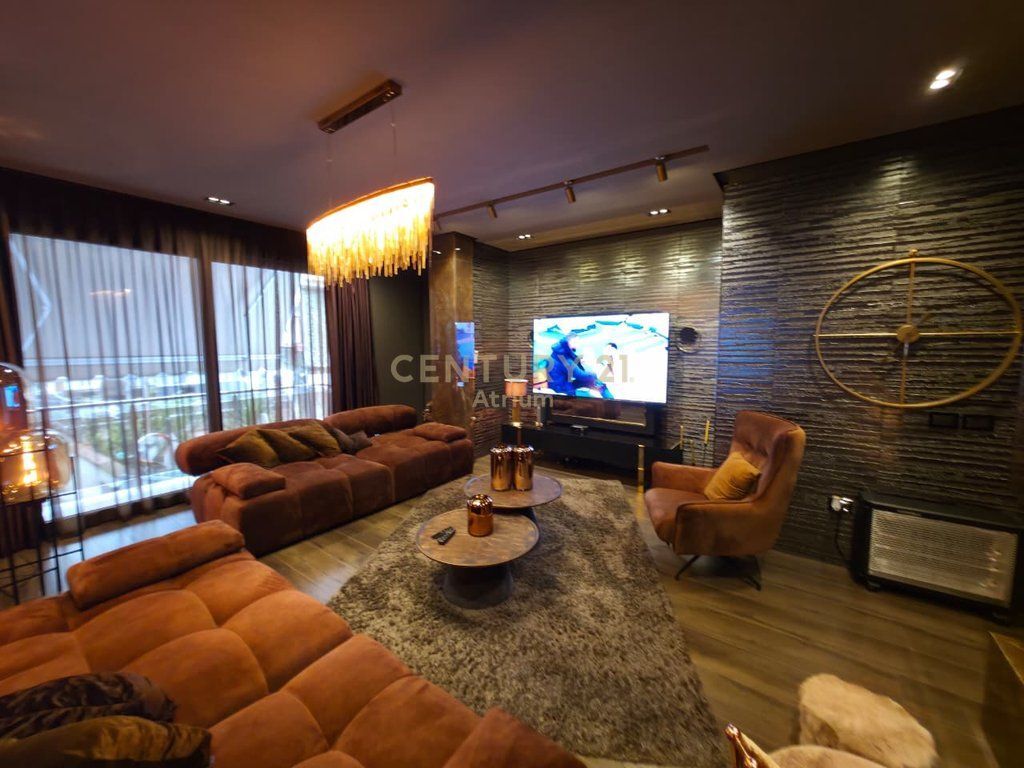 Villa di lusso in affitto a Vilat Amerikane