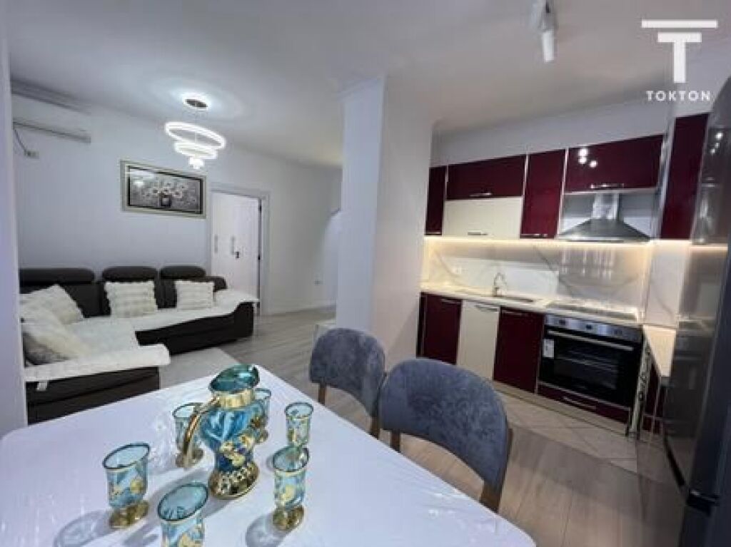 SHITET, APARTAMENT 1+1, MISTO MAME, TIRANË