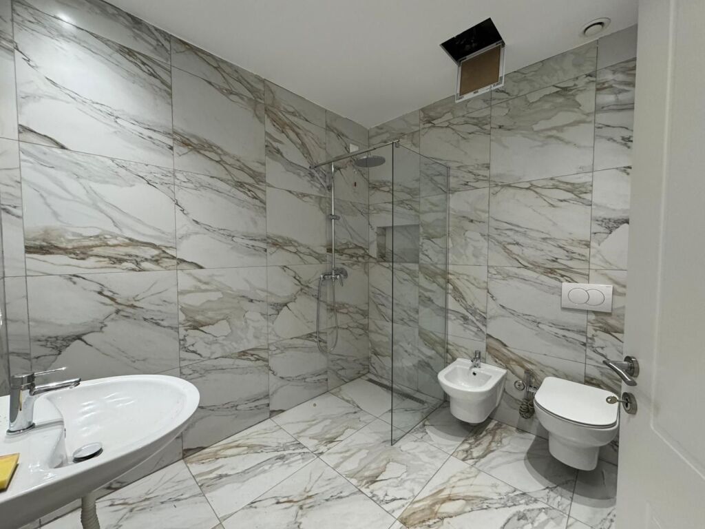 Shitet Apartament 2+1 Lake View📍rruga e Kosovareve