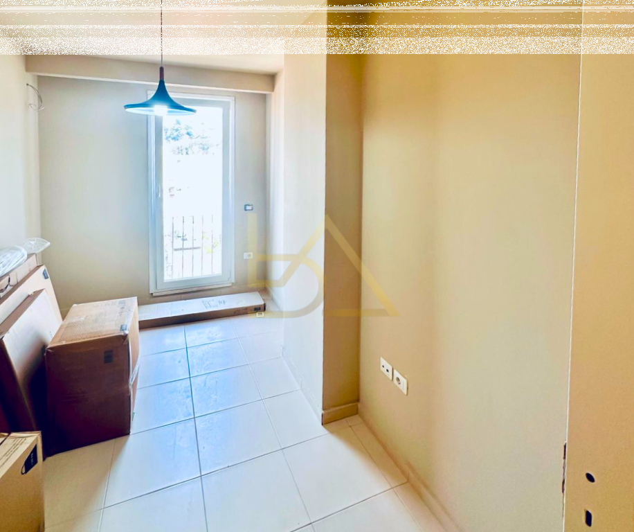 Shitet Apartament – Shkëmbi i Kavajës, Kavajë