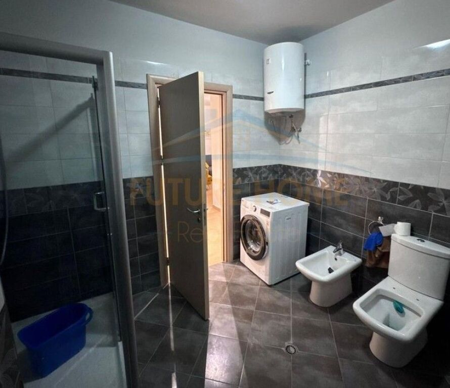 Rent, Apartment 3+1+2 "Peti Street", Tirana