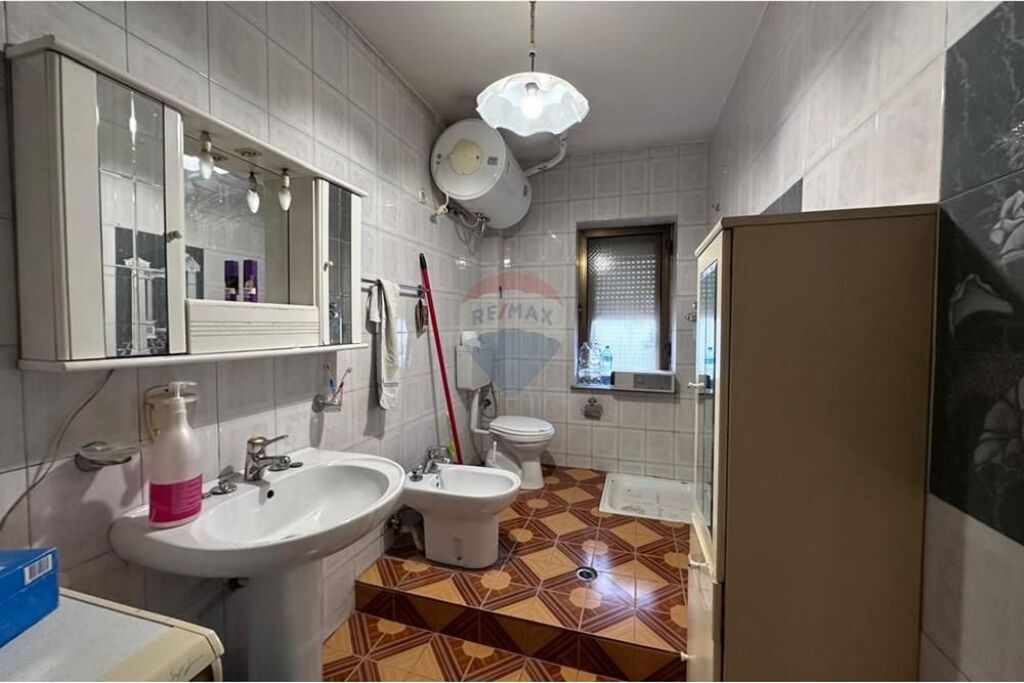 Appartamento 1+1 in affitto al Pazari i Ri