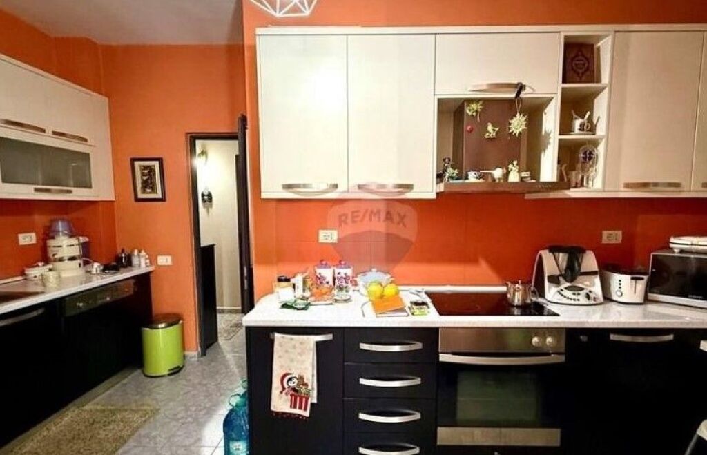 Apartment - For Sale - Ali Demi Street, Tirana(ID: 530181053-672)