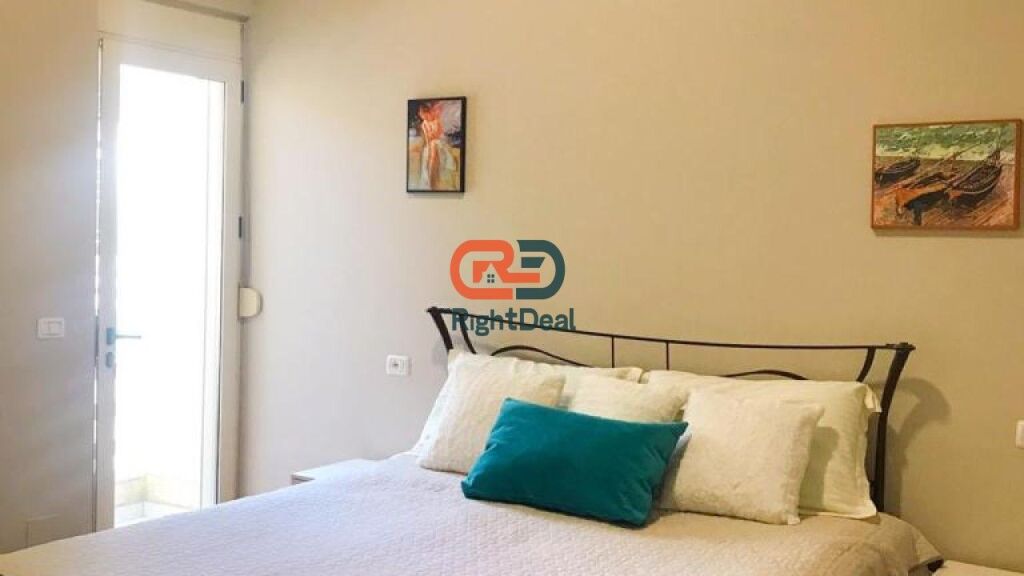 Ne Gjirin E Lalezit, Rezidenca Lura 1, Shitet Dublex Me Oborr I Ndare Ne 2 Apartamete 2+1 Perfekte Per Investim !