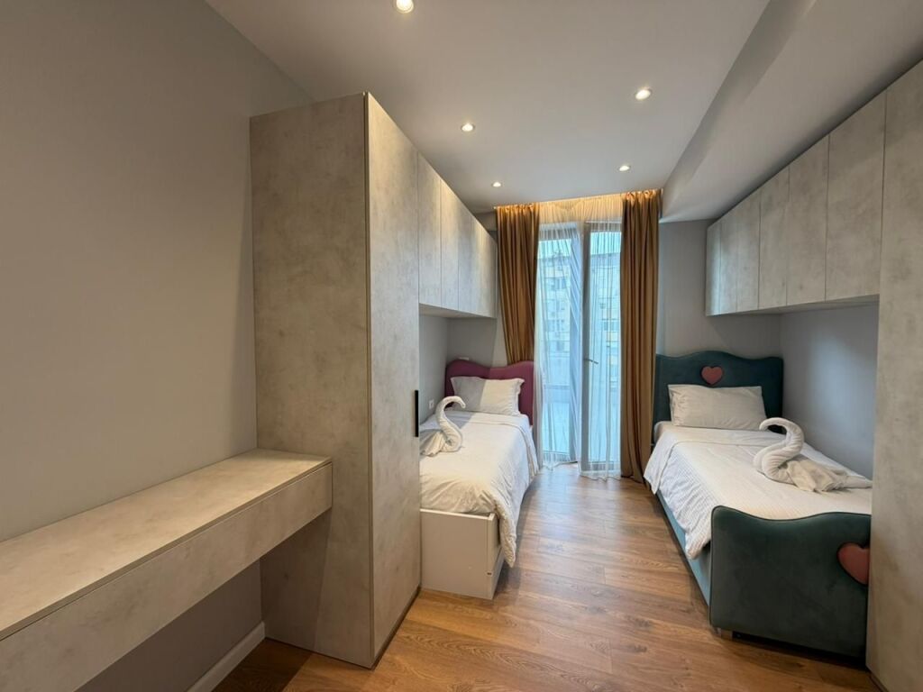 Apartament 3+1+Parking per qira tek Kompleksi Olimpik tek Komuna e Parisit.