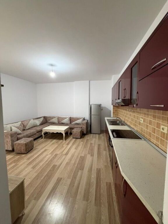 Apartament 2+1 në misto mame me 430€