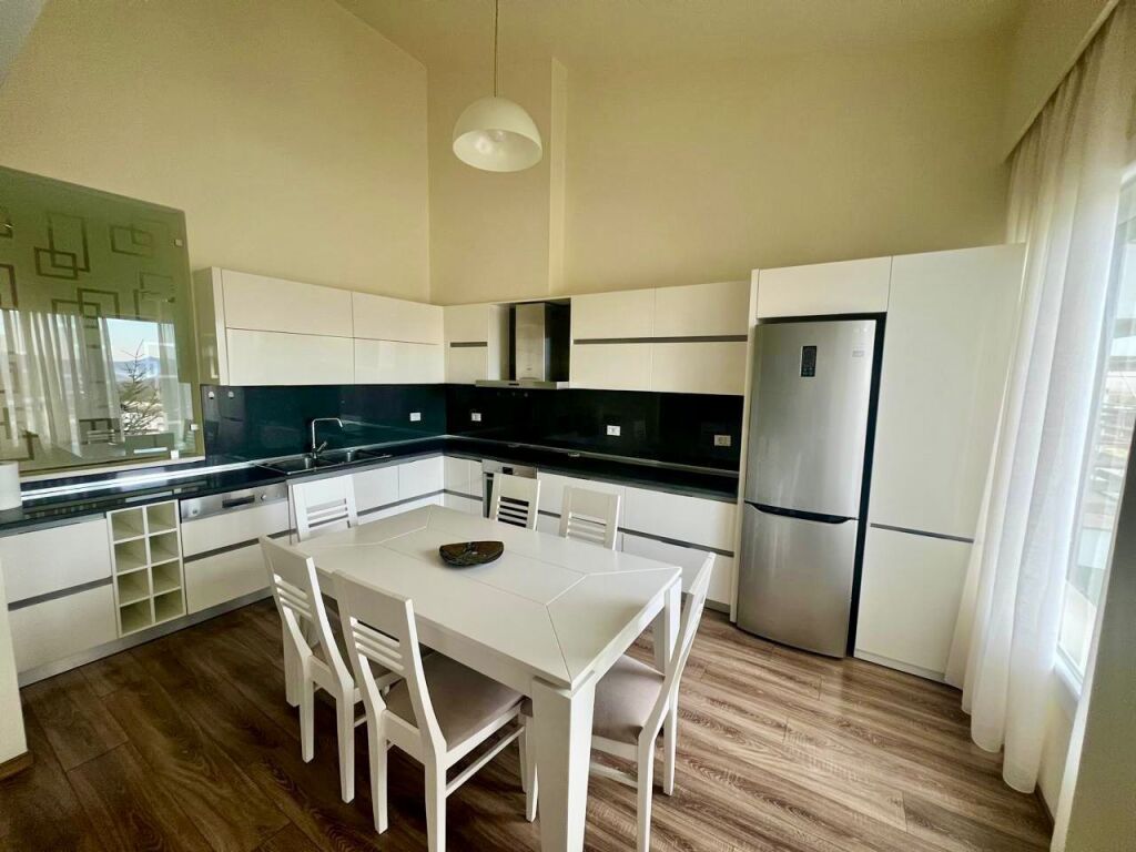 APARTAMENT 2+1 + 2 TUALETE ME PARKIM PËR QIRA – LONG HILL RESIDENCE, PRANË TEG