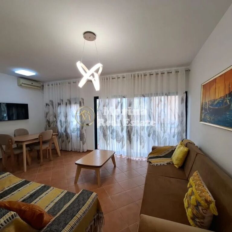 Qera | Apartament 2 + 1 | Rruga e Kavajës | 700 €/muaj