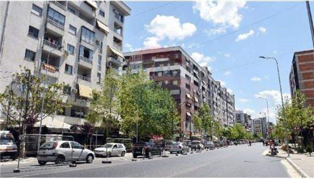 Ambient biznesi me qira ne Astir per 400 euro !