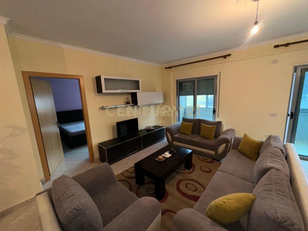 APARTAMENT 2+1 PER QIRA LAGJIA 8-TE DURRES!