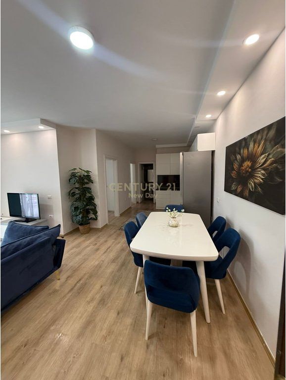 Appartamento 2+1 in vendita a Spiaggia, Durazzo - 200000€ | 91 m²