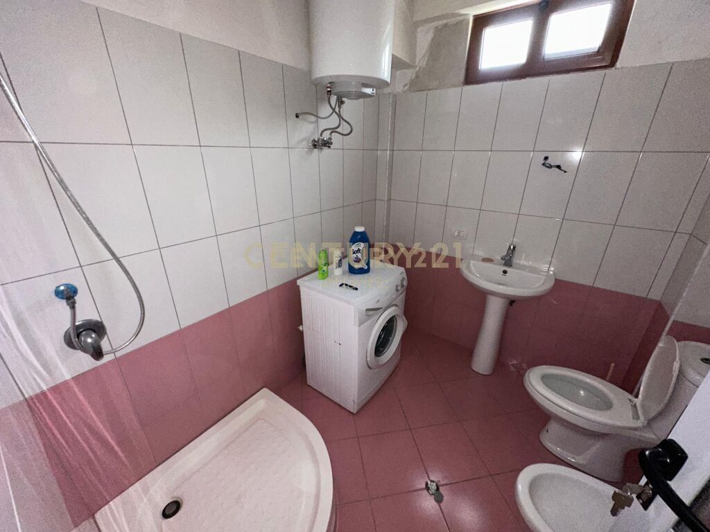 APARTAMENT 2+1 PER QIRA LAGJIA 8-TE DURRES!