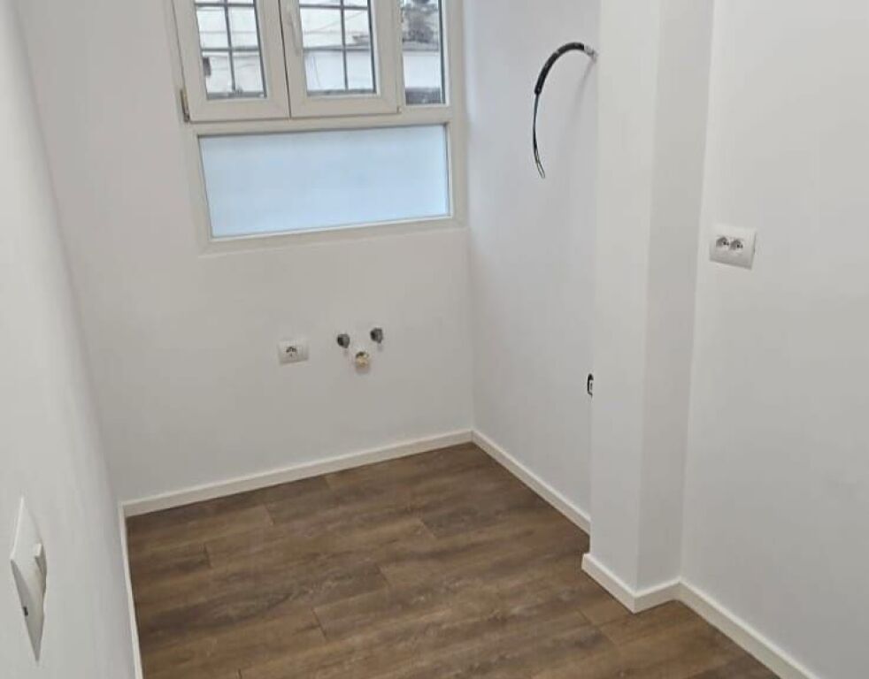 Apartment 1+1 For Sale, Ali Dem, School 1 May