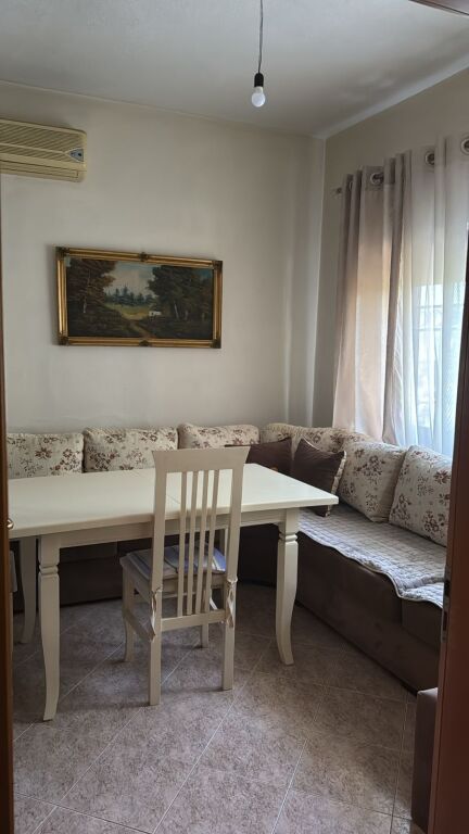 SHITET VILË INDIVIDUALE 3-KATËSHE + PAPAFINGO LAGJJA NR. 13, PLAZH, DURRËS!