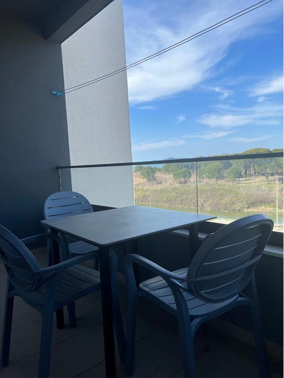 VALAMAR, JAPIM ME QIRA VJETORE 2+1+2 POSTE PARKIMI