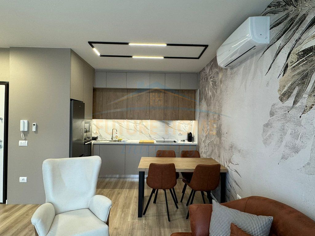 Affitto, Appartamento 1+1, Via Ali Pashë Gucia, Tirana.