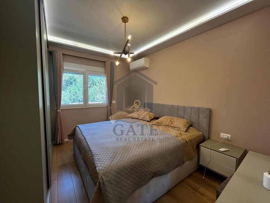 Shitet Apartament 1+1 – Vija e Parë me Detin, Golem (Prane Fafa Resort)