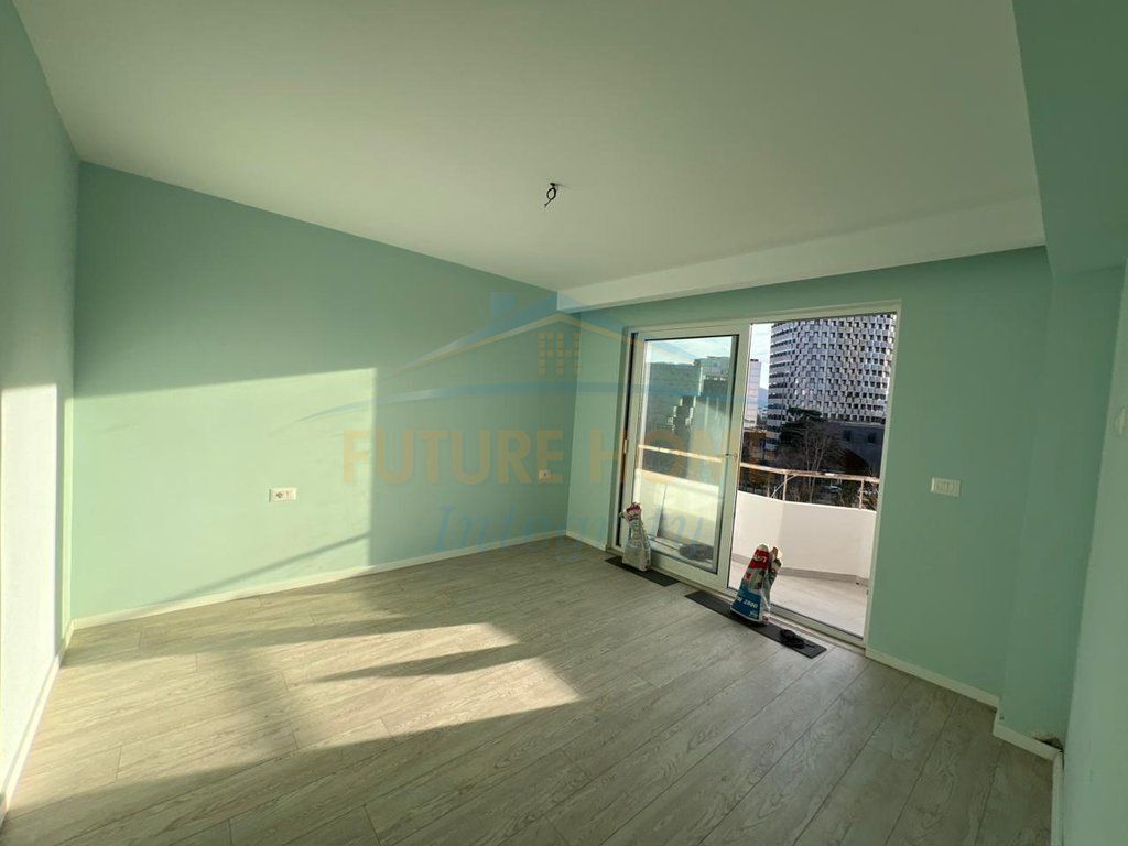 Rent, 3+1 Apartment for Offices, 9 Floors, Tirana.