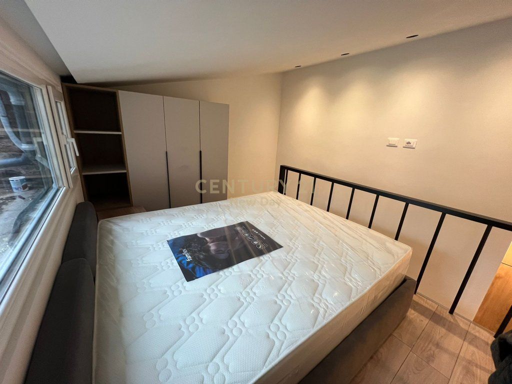 LOFT FOR RENT NEAR PRIMAVERA SQUARE!