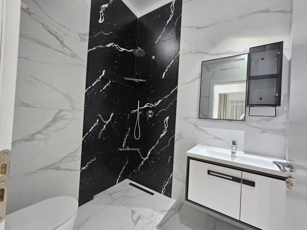 Apartament 1+1 me qera Komuna Parisit