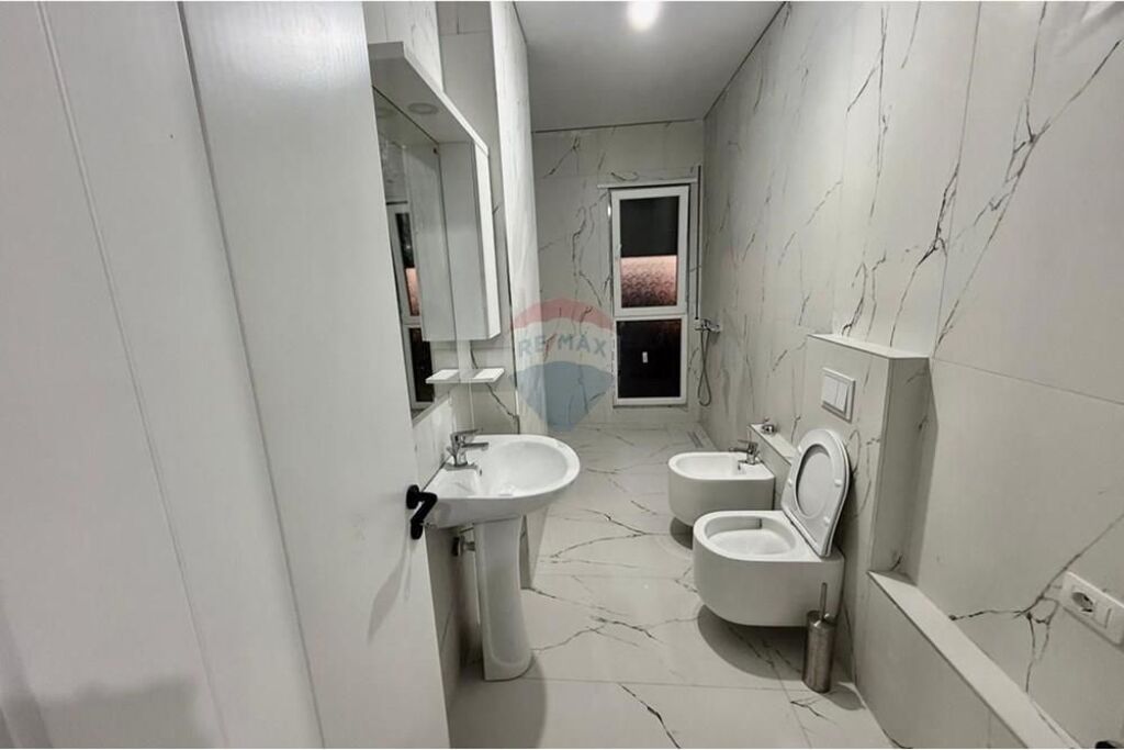 APARTMENT 2+1 FOR RENT, BERISHA STREET, KAMEZ