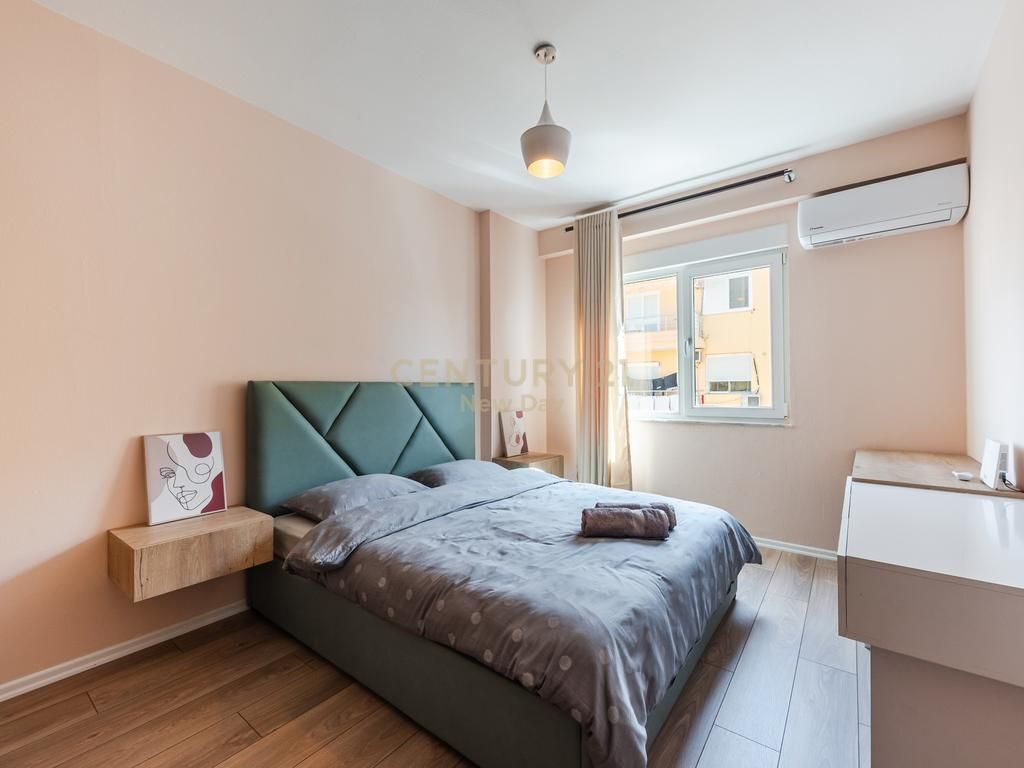 JEPET ME QIRA APARTAMENT 1+1 NE QENDER!