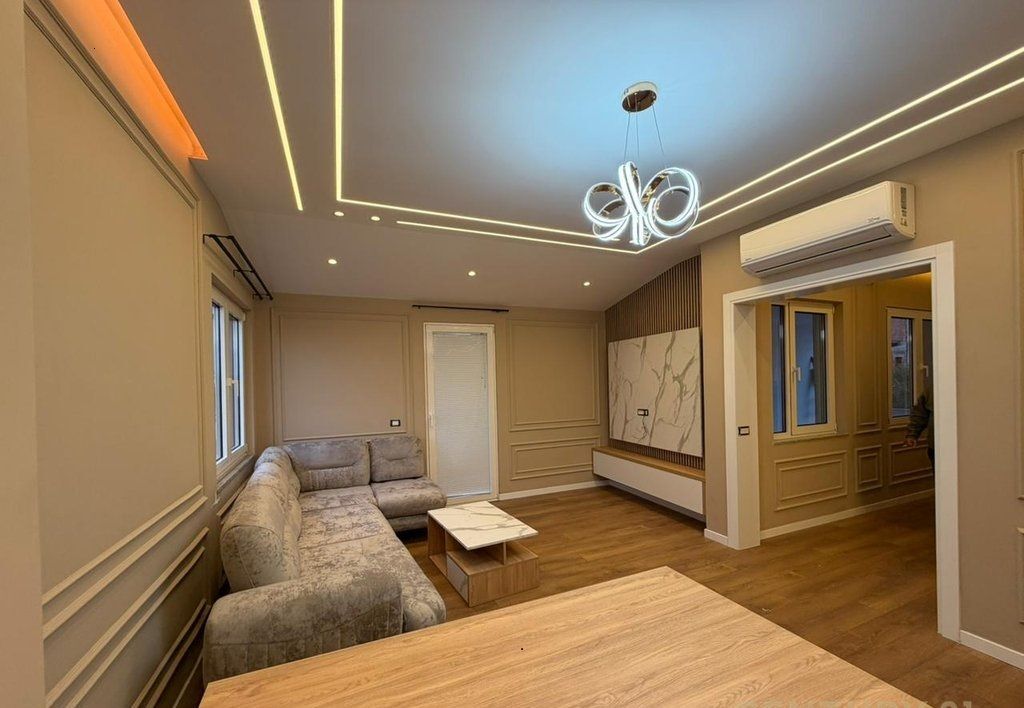 Apartament 2+1 me qira tek Kodra e Priftit pranë Venue !