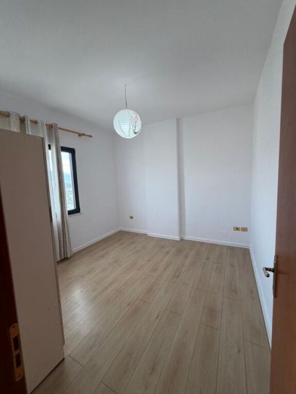 Apartament 2+1 në misto mame me 430€