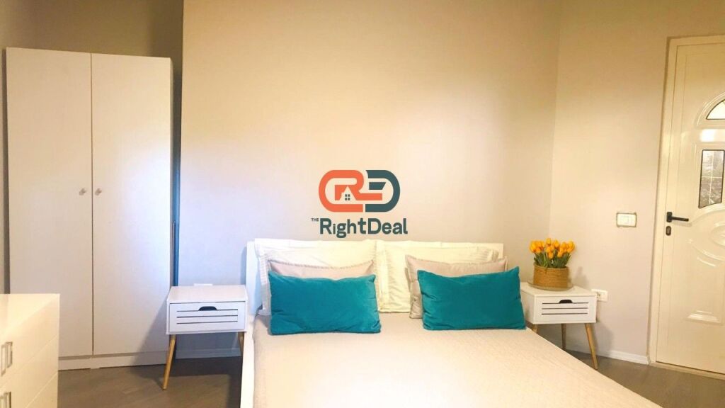 Ne Gjirin E Lalezit, Rezidenca Lura 1, Shitet Dublex Me Oborr I Ndare Ne 2 Apartamete 2+1 Perfekte Per Investim !