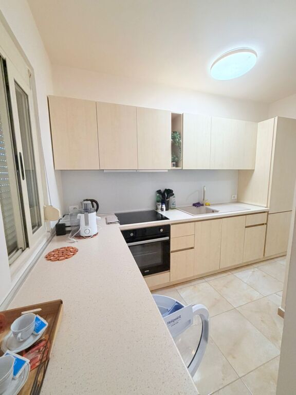 SHITET APARTAMENT 3+1+2 ISH RAJONI,DURRES