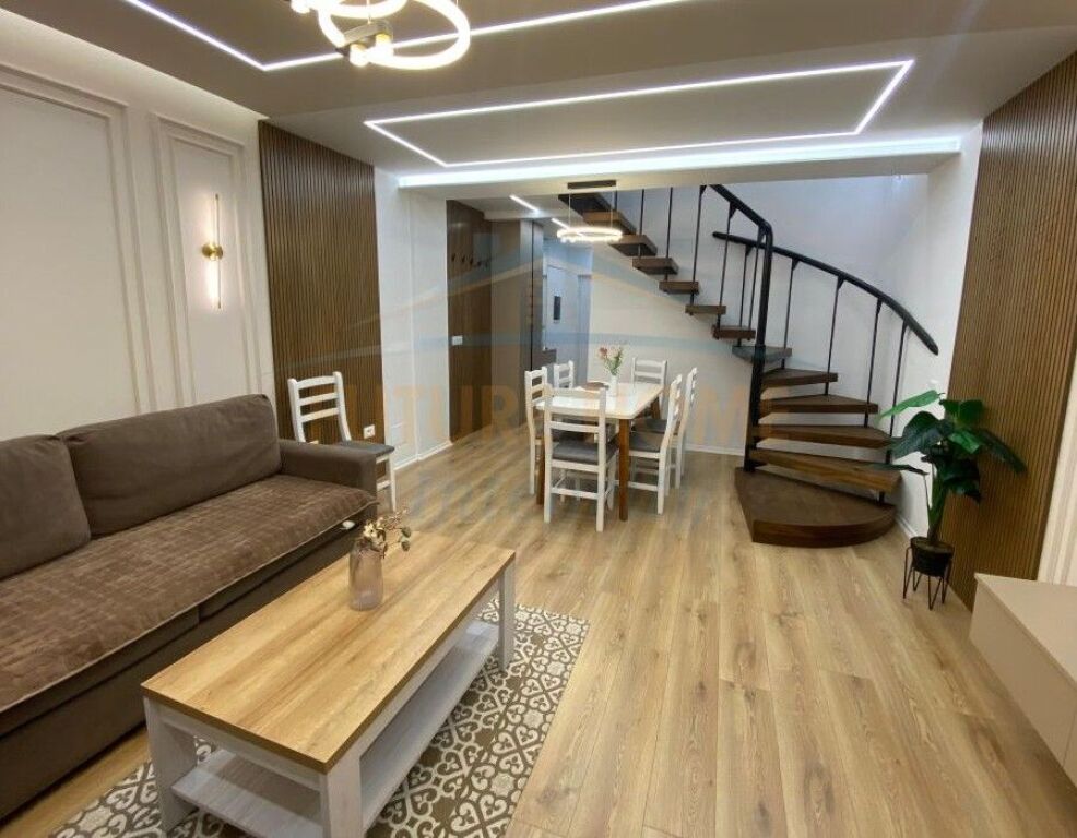Qera, Apartament 2+1+2 Duplex, Qendër, Tiranë.