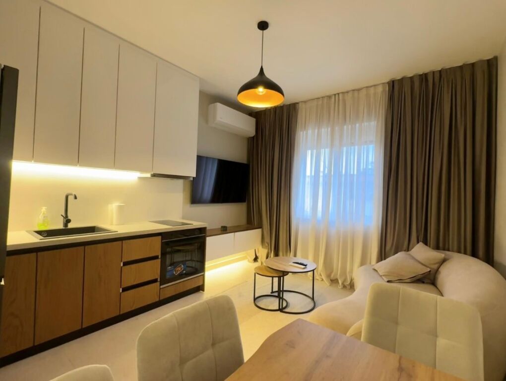 Apartament 1+1 te Libri Universitar, Bllok