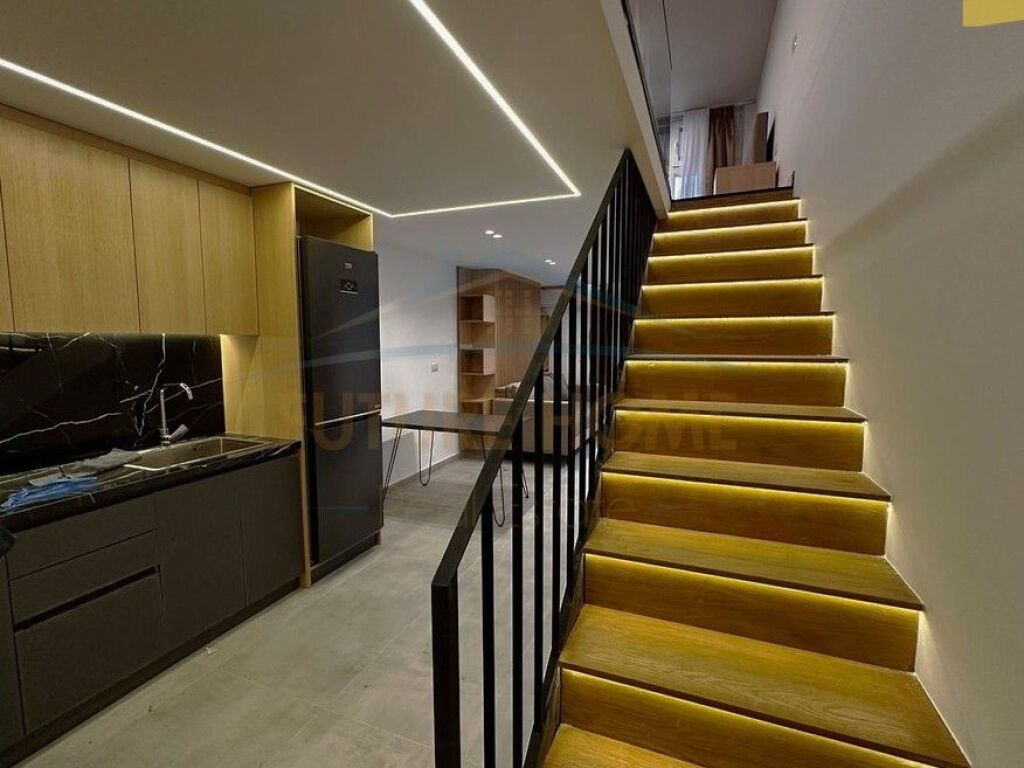 Shitet, Duplex 1+1, Golden Park 3, Tiranë