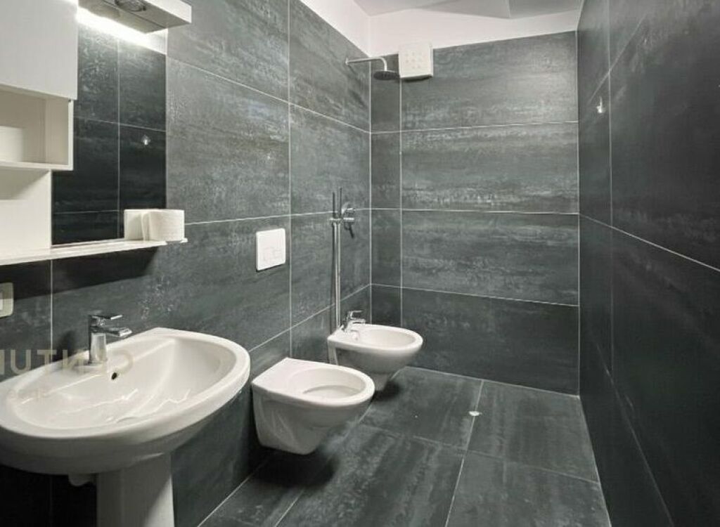 Appartamento 3+1+2 In Affitto A Astir