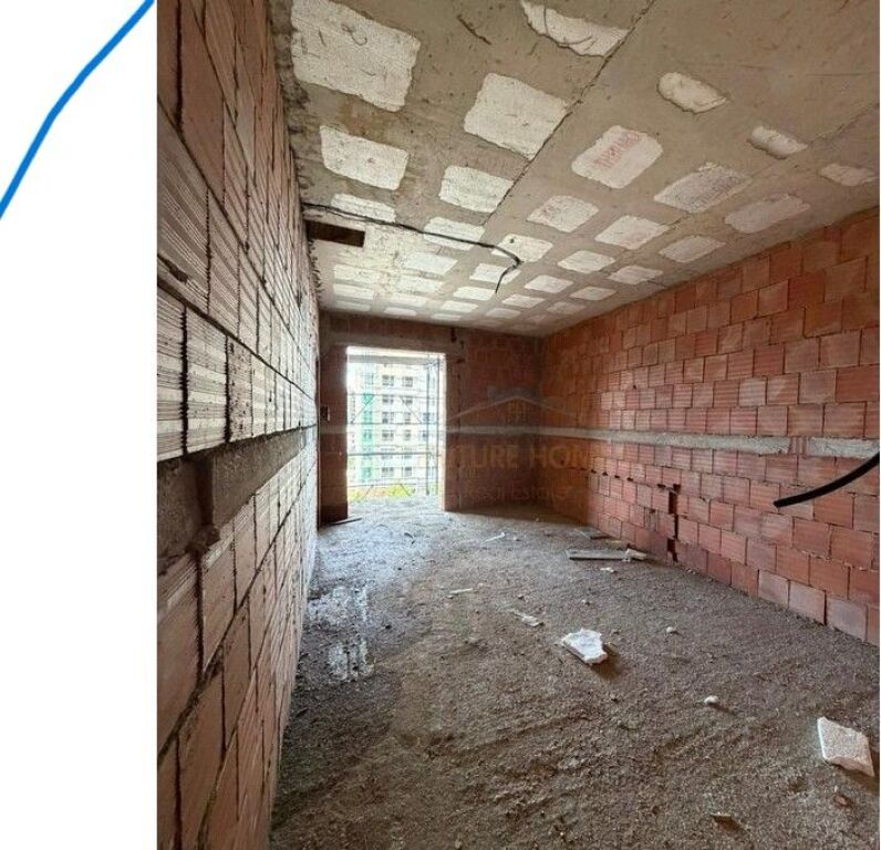 OKAZION Shitet, Apartament 2+1+2, Fusha e Aviacionit , Tiranë