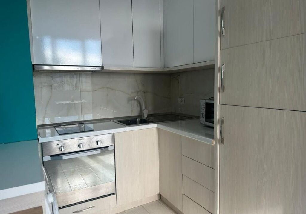 Stacioni i Trenit, shesim apartament 1+1