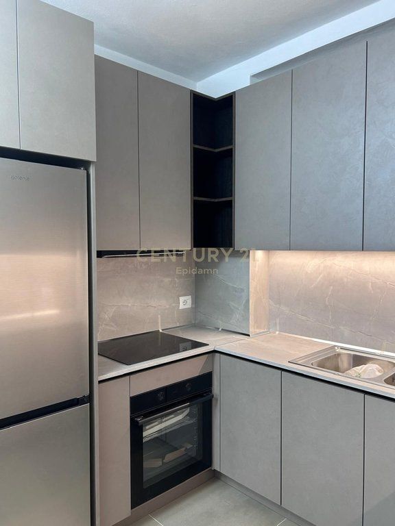 APARTAMENT 3+1+2 PER QIRA TE UKD ,DURRES!
