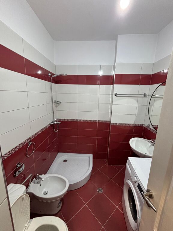 Jepet me qira apartament 1+1  Astir, Rruga Loni Ligori
