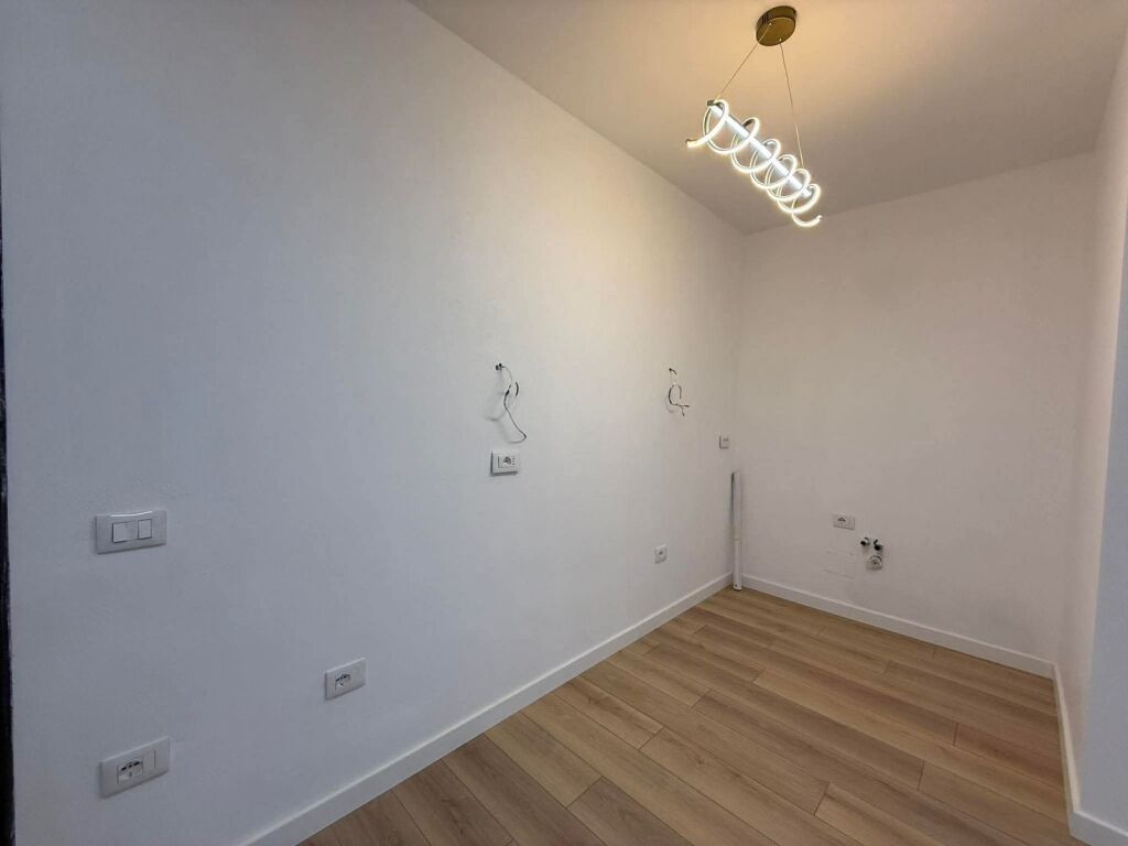 VENDESI APPARTAMENTO 1+1 DON BOSKO VICINO A VIVA MARKET