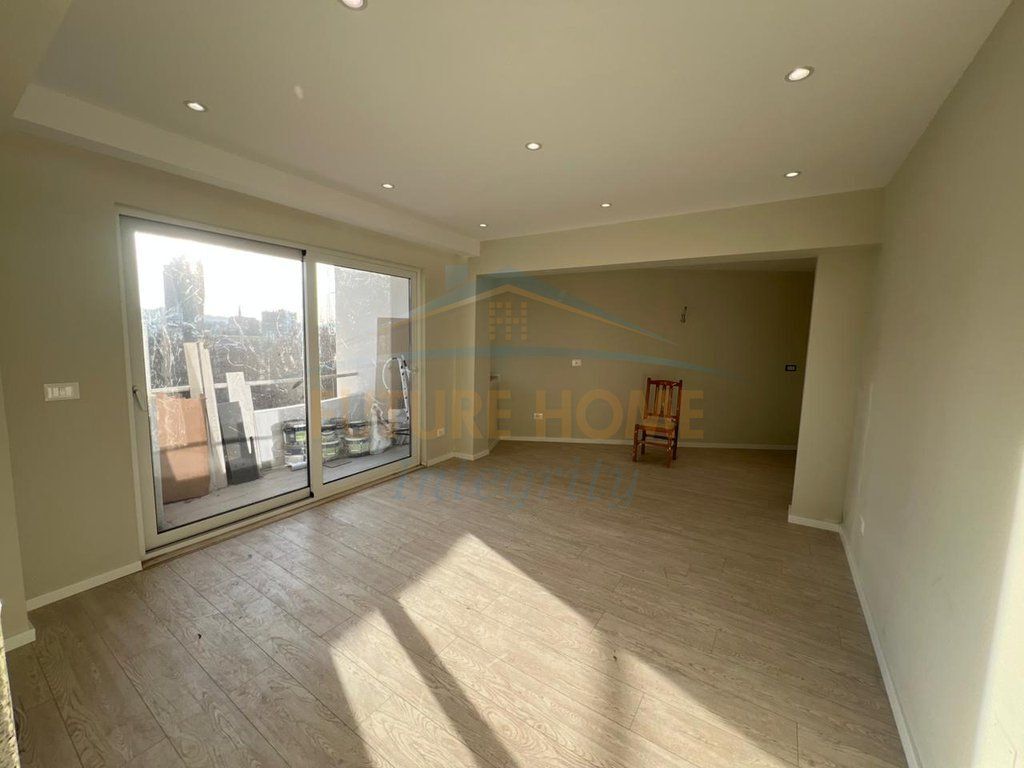 Rent, 3+1 Apartment for Offices, 9 Floors, Tirana.