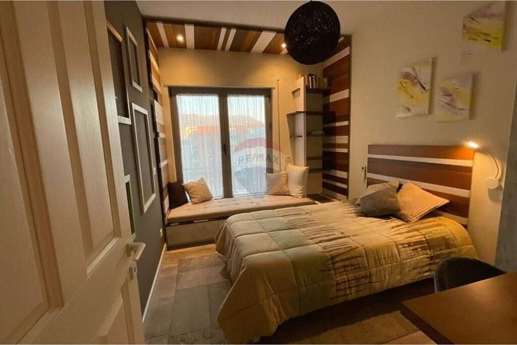 APARTAMENT 2+1 ME QIRA TE KOMPLEKSI DELIJORGJI