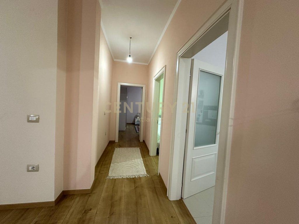 JEPET ME QIRA KATI I DYTE I NJE VILE, ISH RAJONI, DURRES