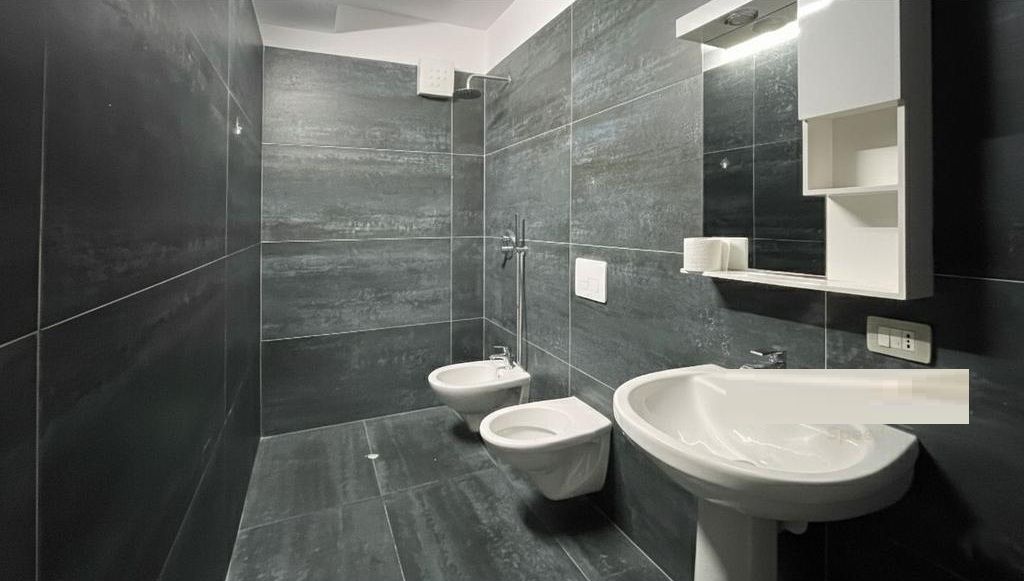 Jepet apartament 3+1+2 Per Qira Ne Astir