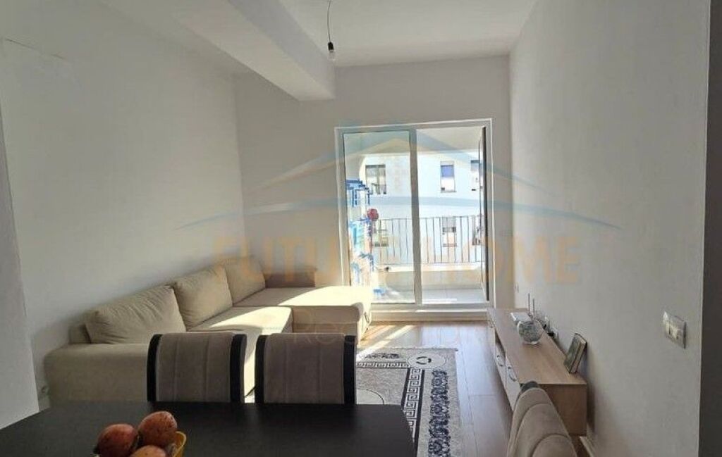 Rent, Apartment 2+1+2 Kaimi Complex, Ali Demi, Tirana.