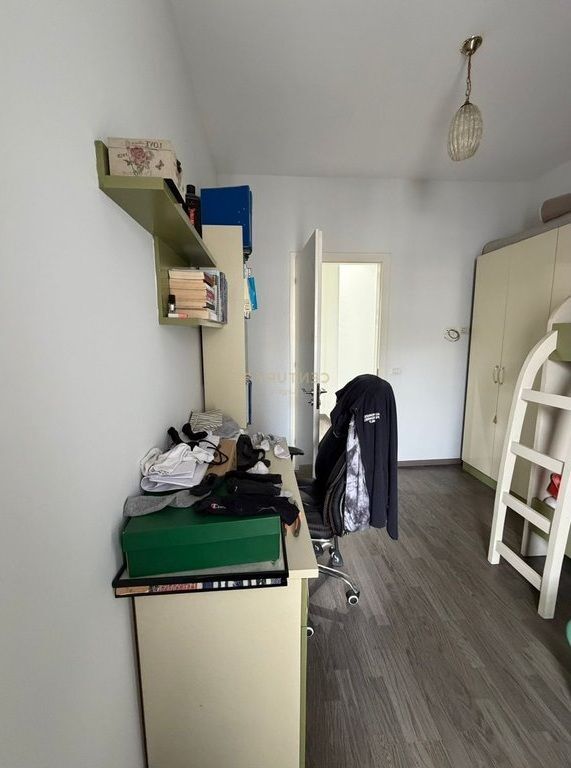 Shitet Apartament 3+1+2 në Rrugën Besim Alla – 270.000 €