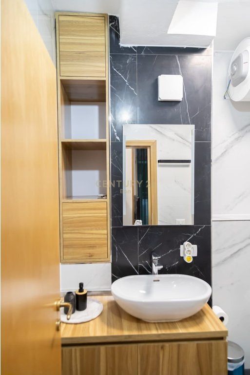 Apartament 1+1 me Qira në Vollga , Durrës - 600€