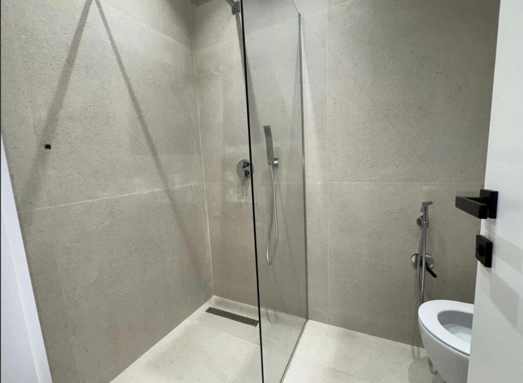 Apartament 1+1 te Libri Universitar, Bllok